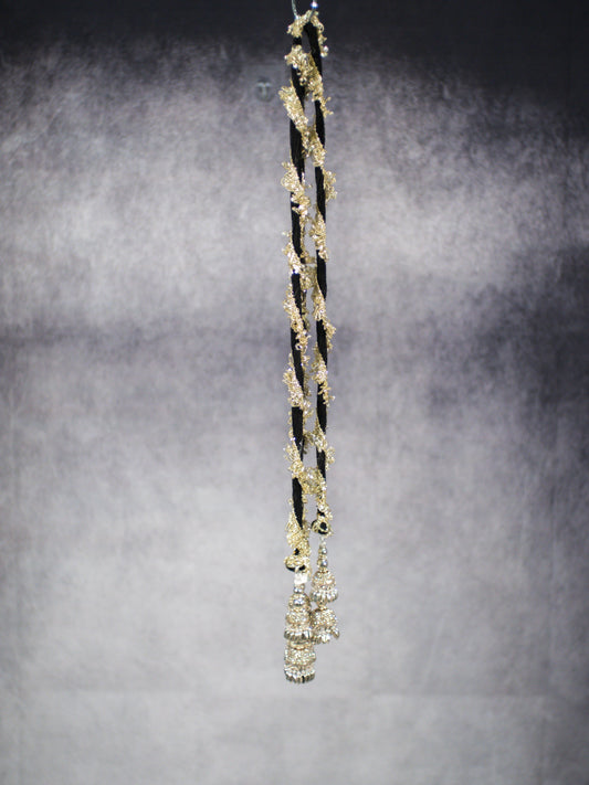 Silver-ghungroo parandi