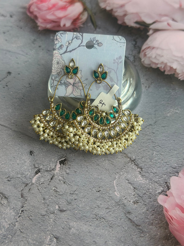 Heer – Pearl & Emerald Chandbalis