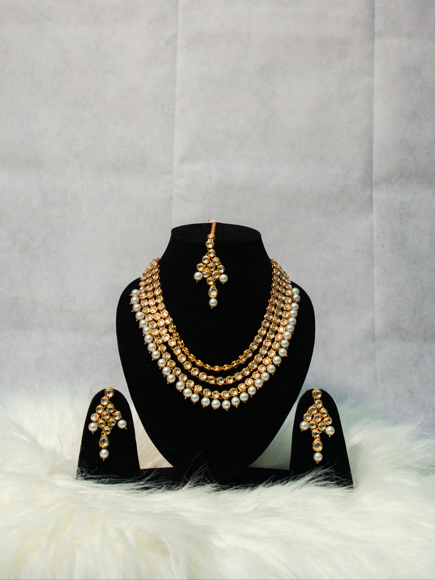 Layered Kundan Pearl Choker Set