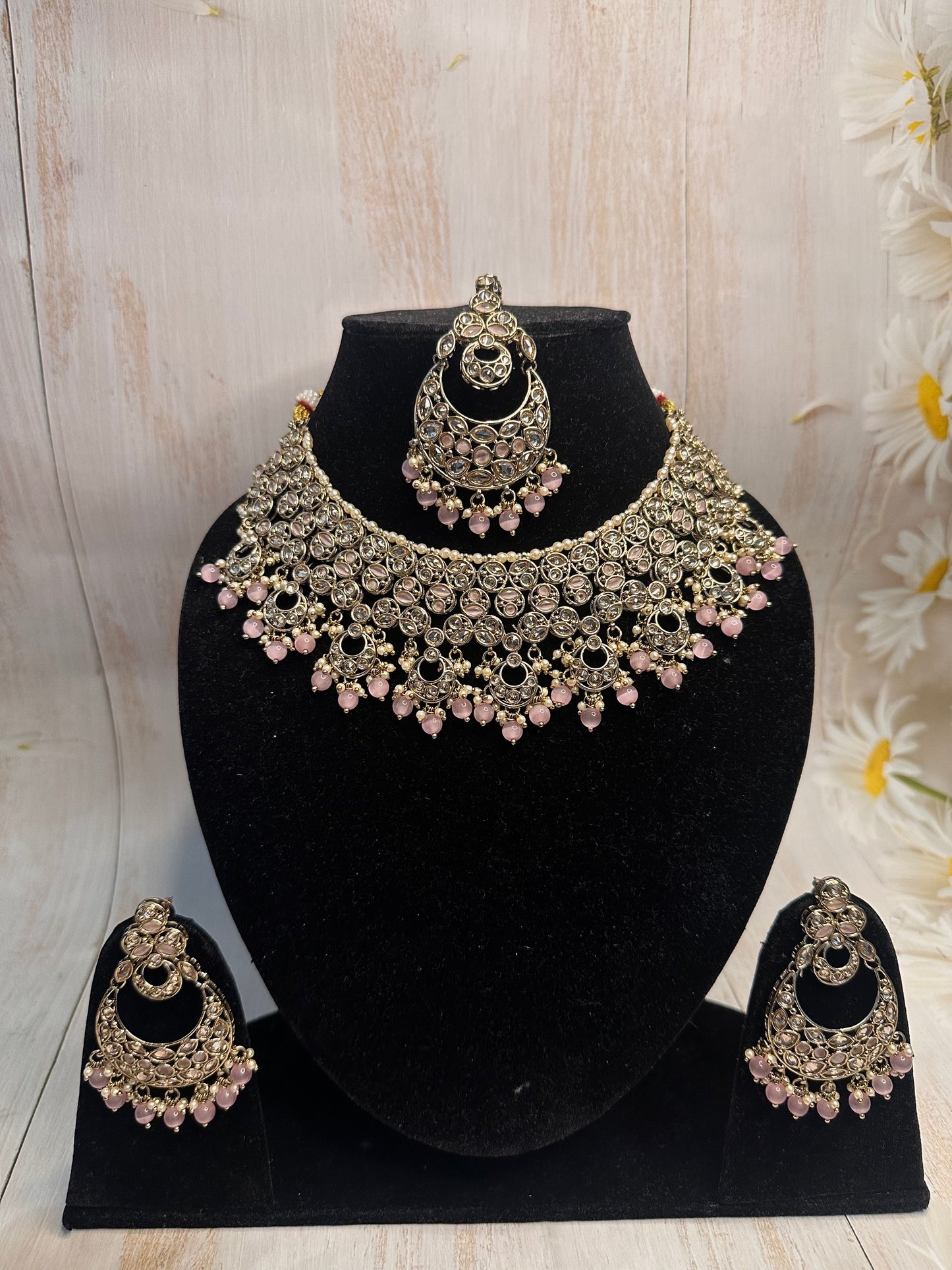 Blush Drop Kundan Set