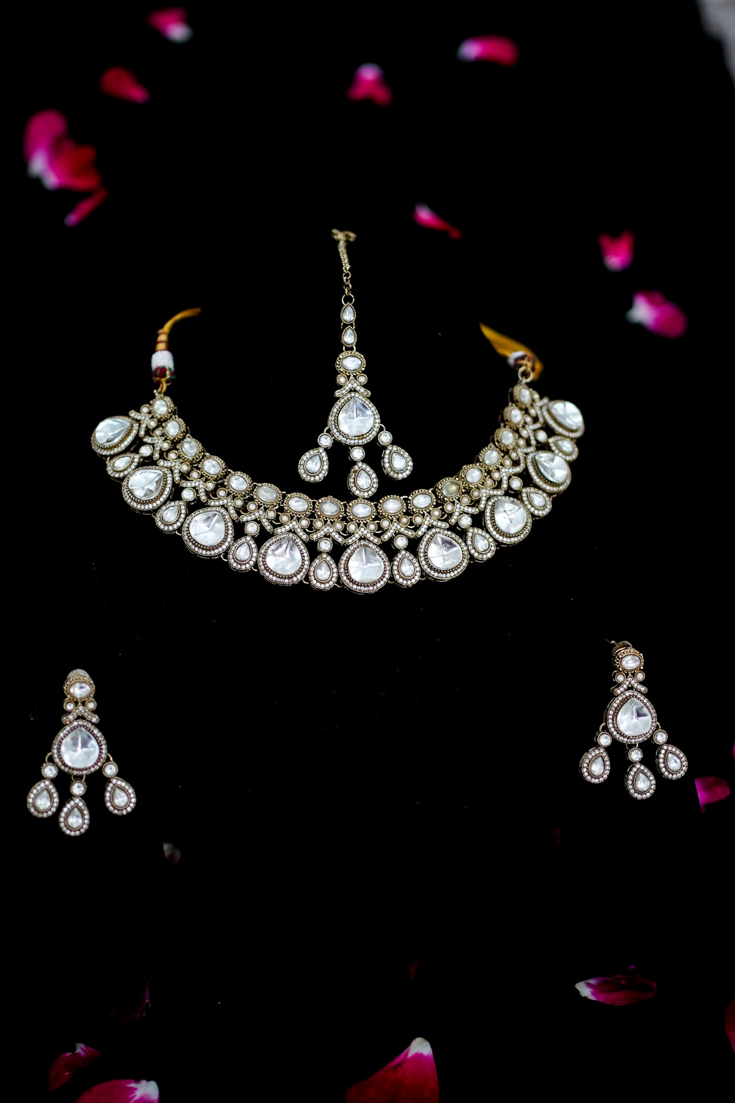 Ivory Noor | Kundan Choker Set