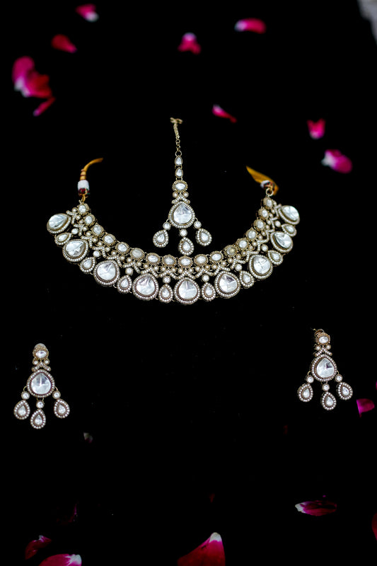 Ivory Noor | Kundan Choker Set