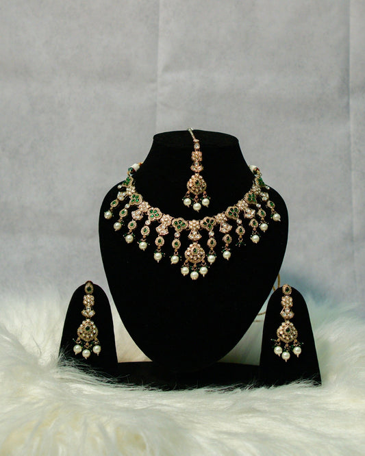 Emerald Pearl Set