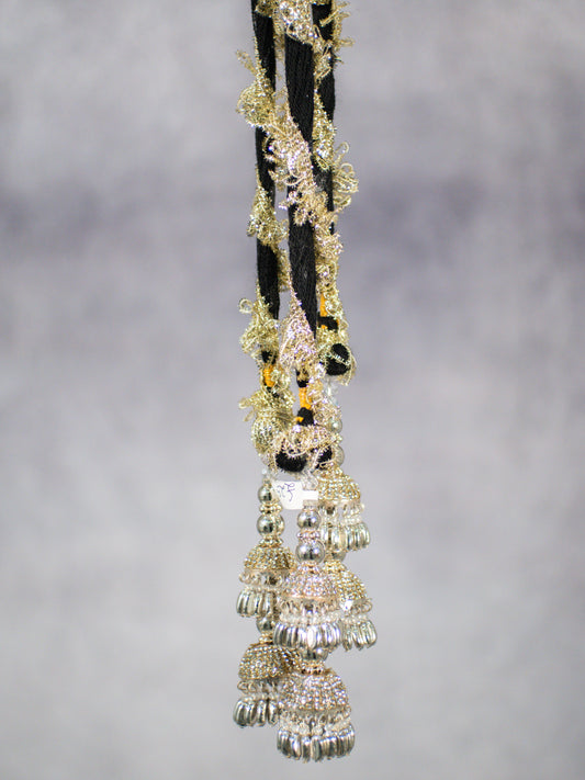 Silver-ghungroo parandi