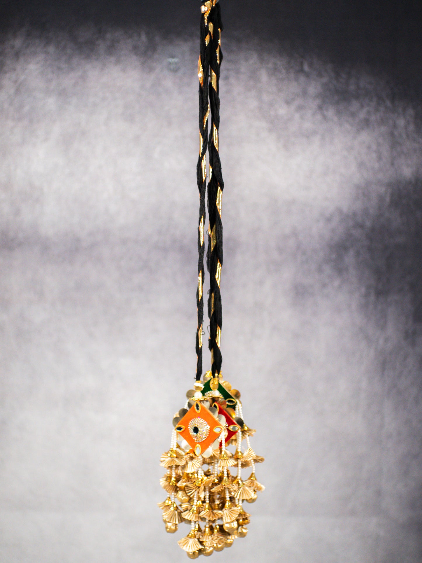 Multicolour Jhallar Parandi