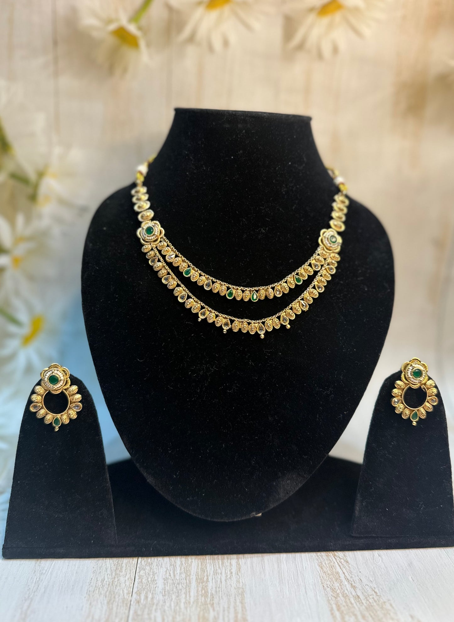 Emerald Layered Necklace Set – Elegant, Ethereal & Evergreen