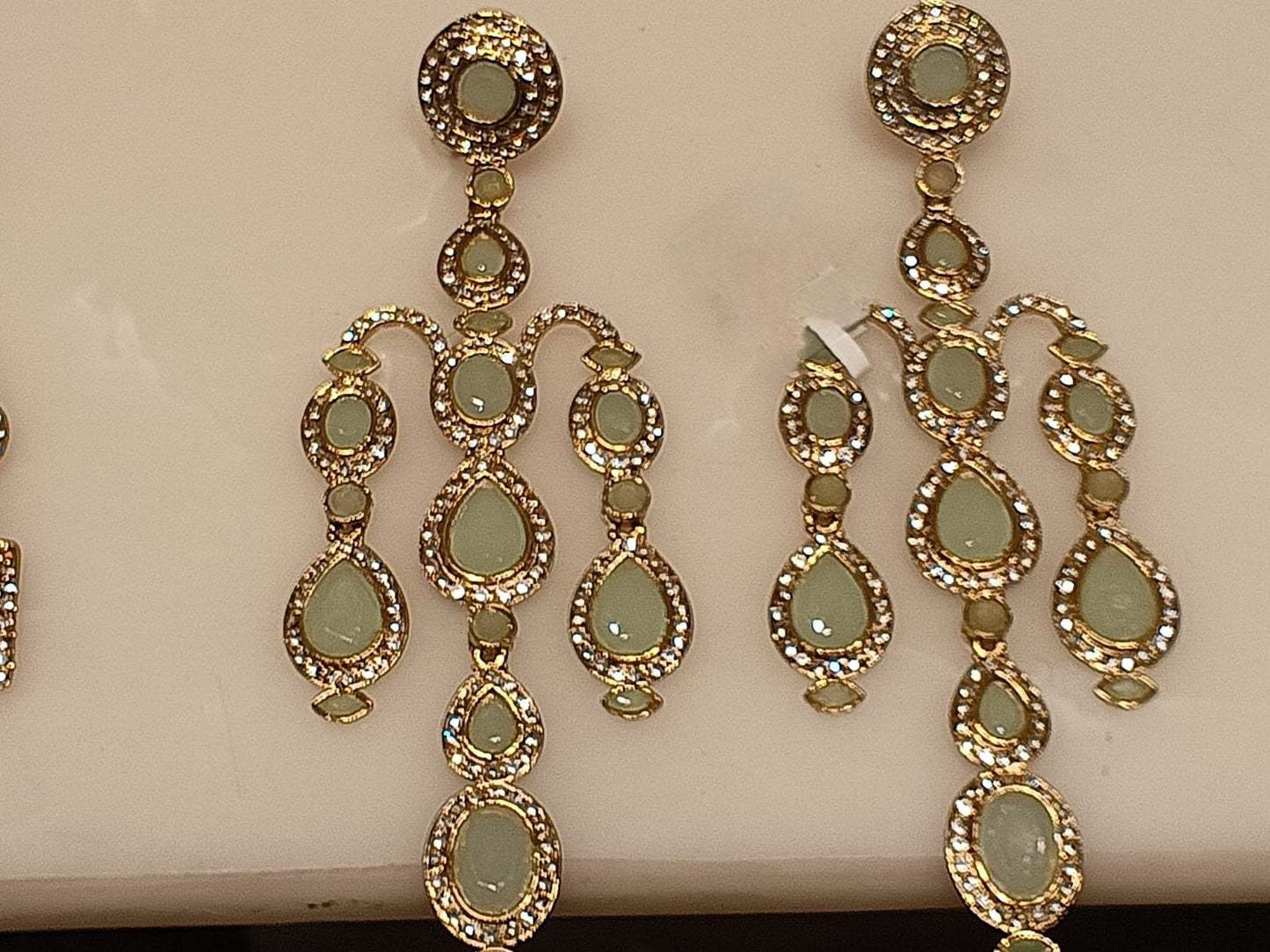 Chandelier earrings