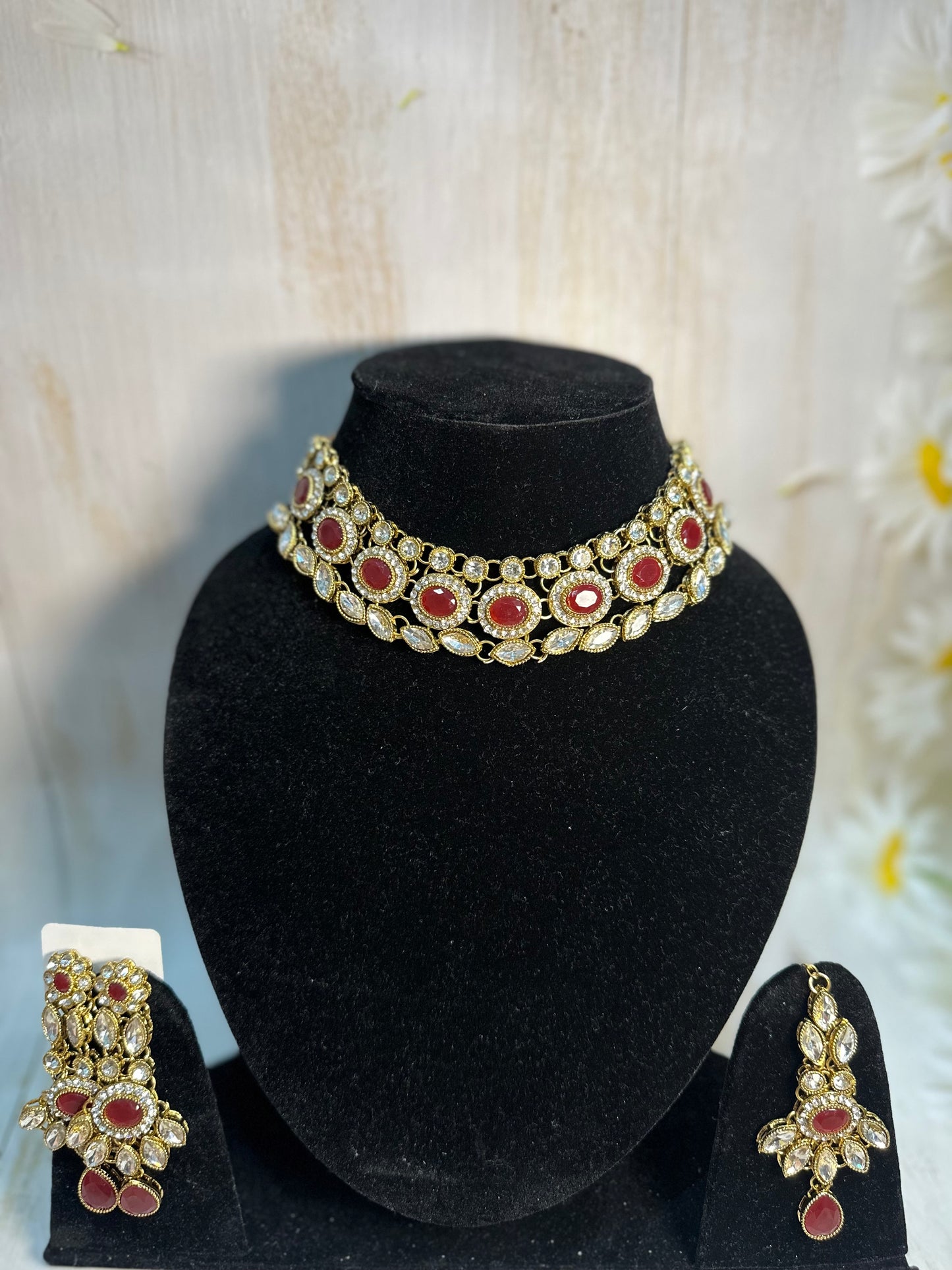 Crimson radiance kundan set