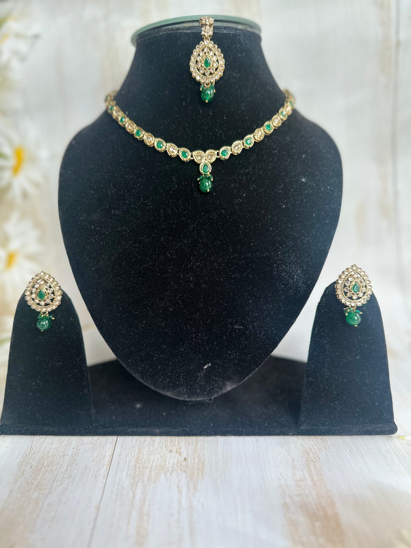 Green Kundan Necklace Set with Earrings & Maang Tikka – Regal Festive Charm
