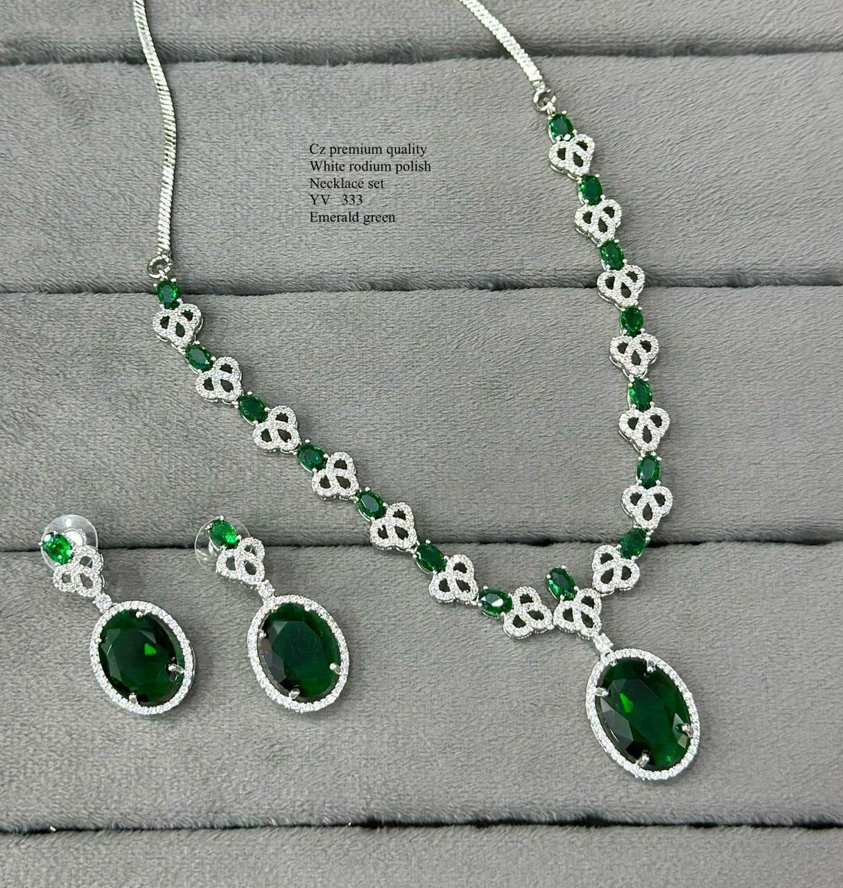 Emerald Green Necklace Set